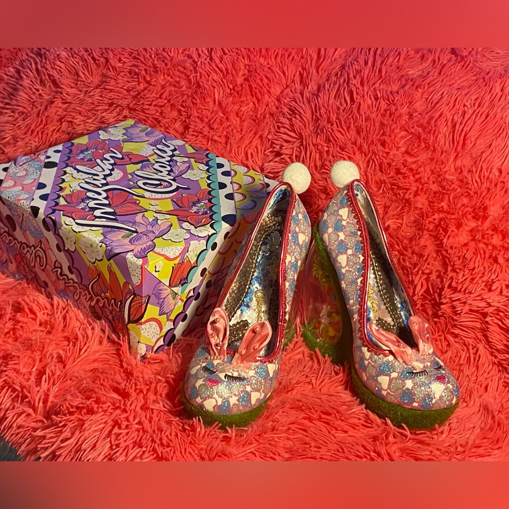 RARE Irregular Choice “Hop 2 It!” Bunny wedges,clear globe heel w/spring scene,9 - Picture 16 of 16